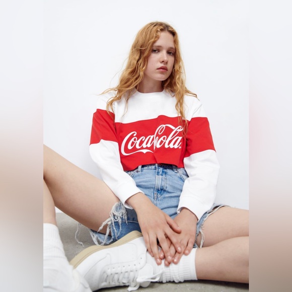 ZARA ❤️❤️❤️Coca-Cola®️ Cropped Top 😍 Sz Medium - NWT - Picture 4 of 10